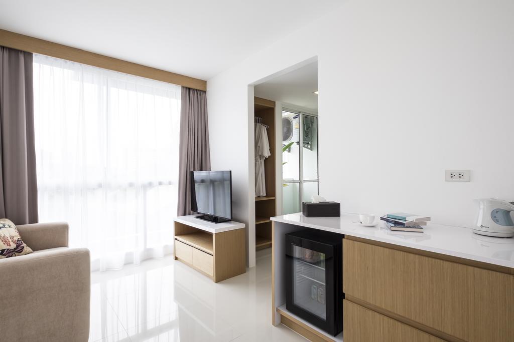 Modern Thai Apartment Phuket